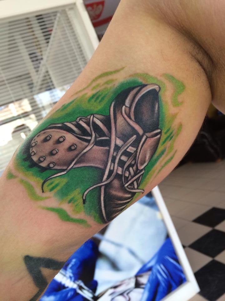 Praca tatuatora